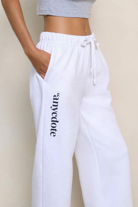 Core Vertical Logo Woman's Straight Leg Sweatpants